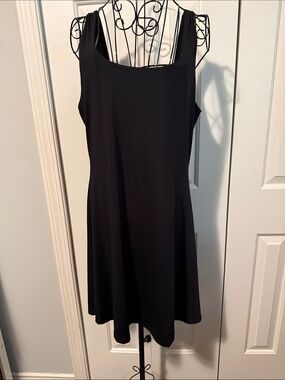 Women's Black Sleeveless Mini Dress - Classic A-Line